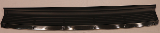 2013-LX570 rear bumper up cover