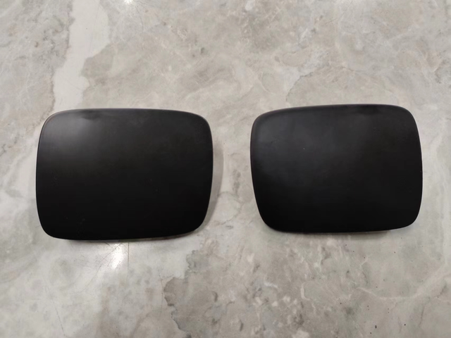 13CT front bumper tow cover（L+R）